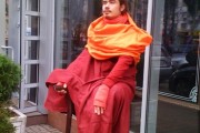 Левитирующий йогин стал рекламным ходом для ресторана