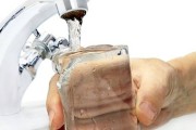 Вода из-под крана способна вызвать пищевую аллергию