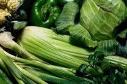 Хотите стать оптимистом – ешьте зеленые овощи и апельсины