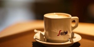 Чашка кофе даже за 6 часов до сна может его нарушить