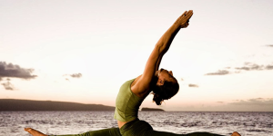 Ханумасана (шпагат сидя)