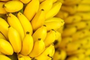 Американцы создали особые бананы, предназначенные для детей Африки