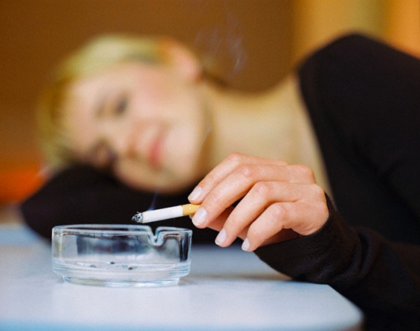 Даже редкое курение может привести к остановке сердца у женщин