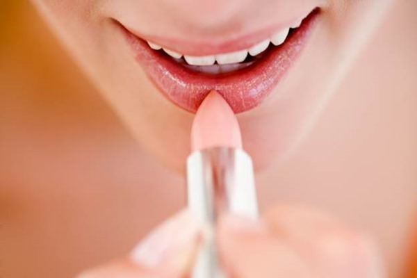 как увеличить губы в домашних условиях